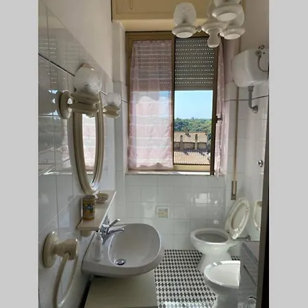 Casa Vacanze Nel Tufo Apartment *